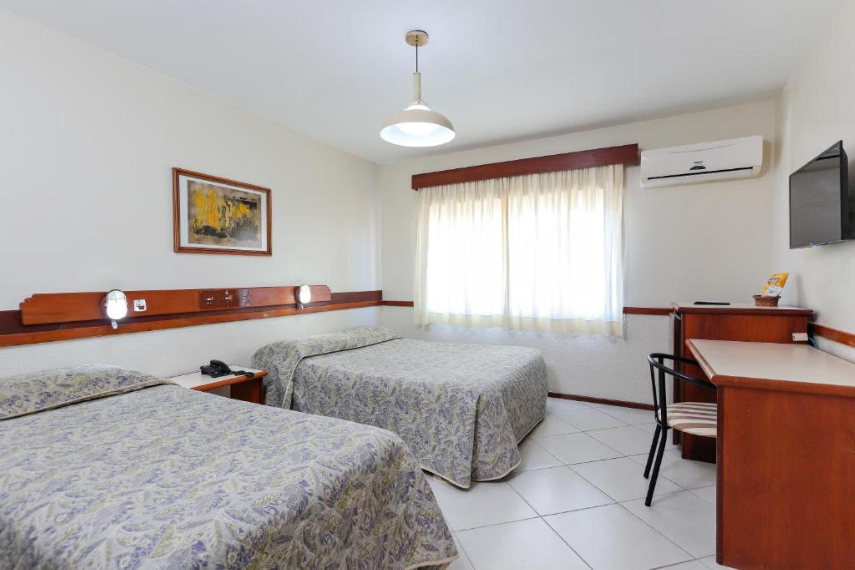Hotel Suarez Campo Bom Екстер'єр фото