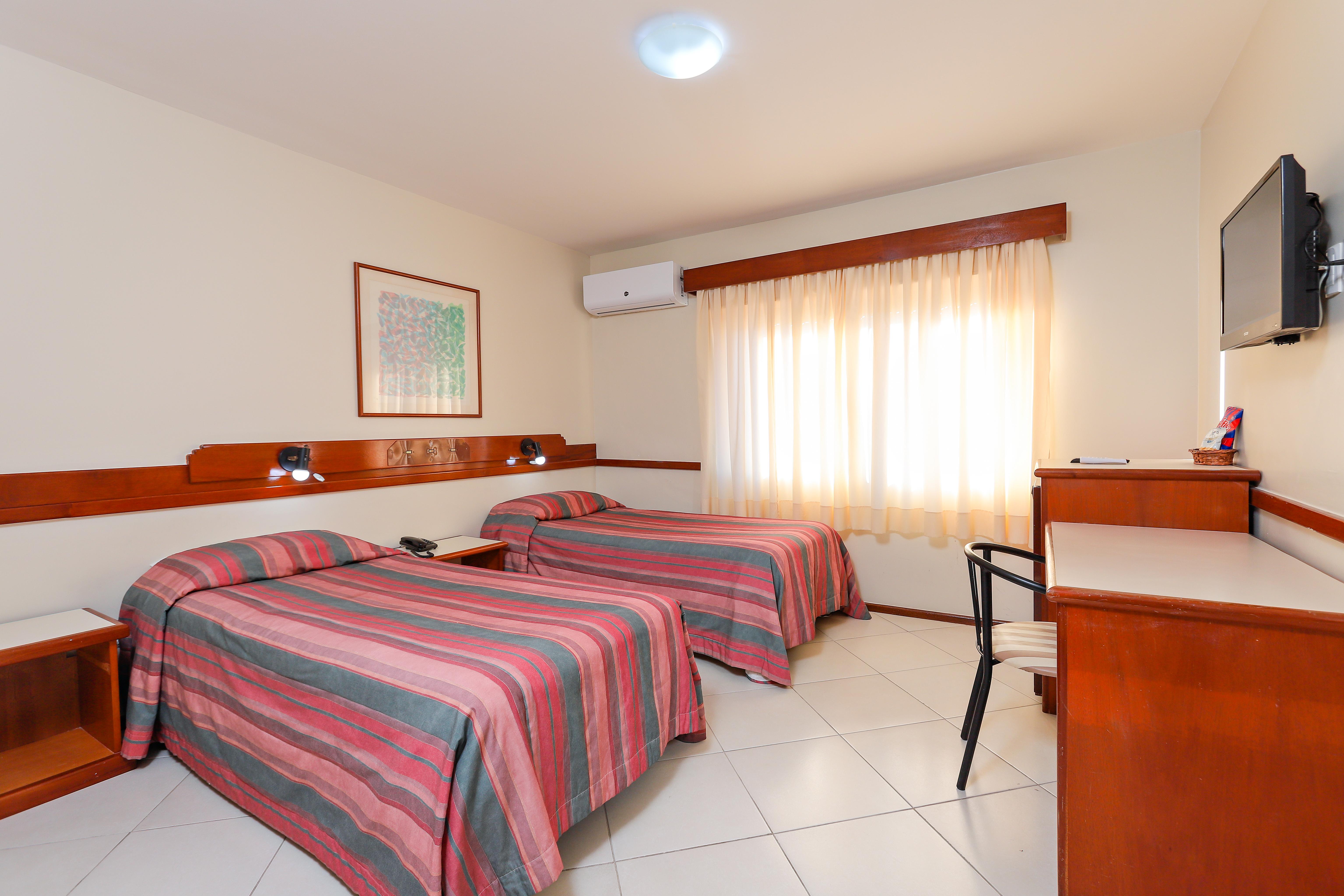 Hotel Suarez Campo Bom Екстер'єр фото