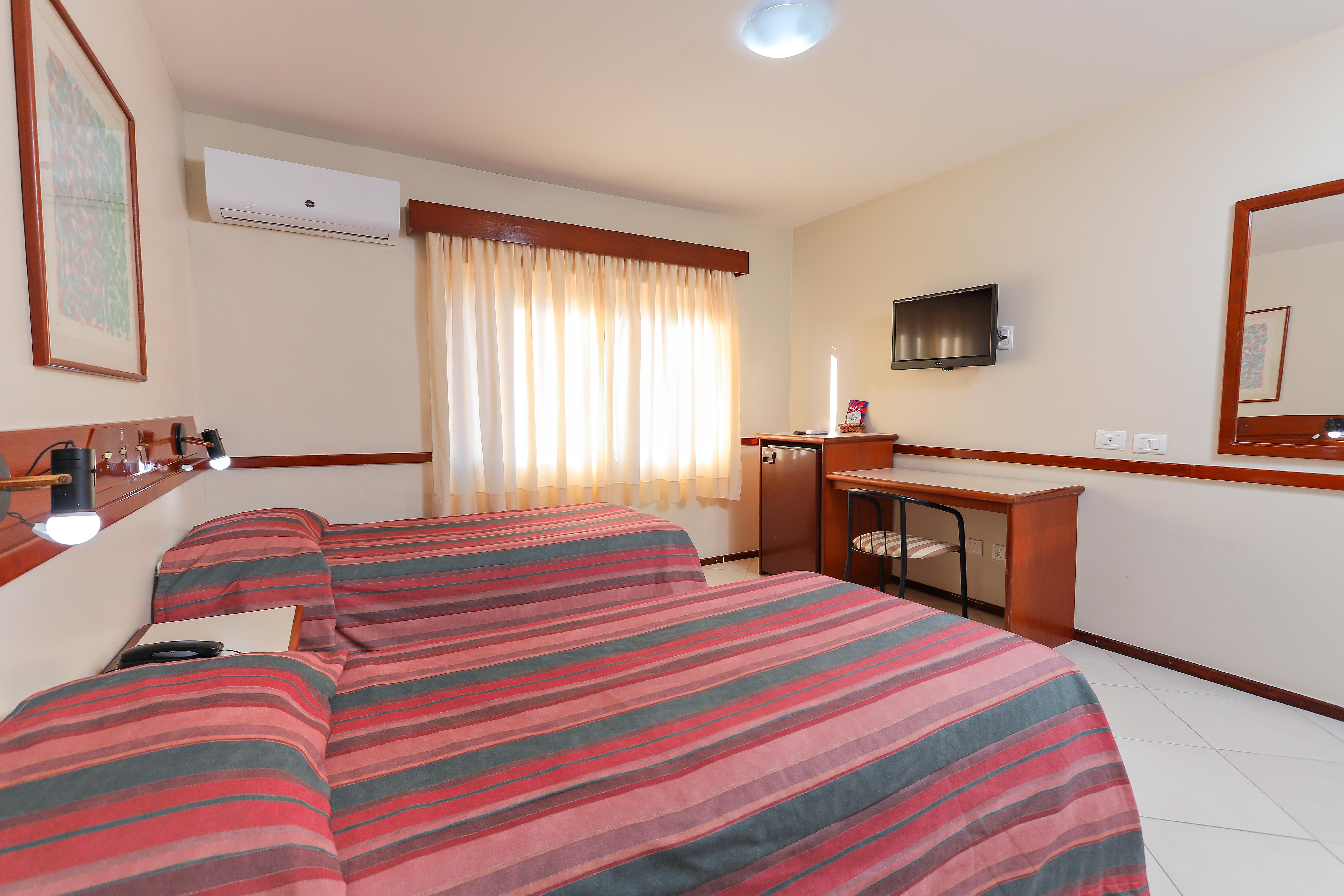 Hotel Suarez Campo Bom Екстер'єр фото
